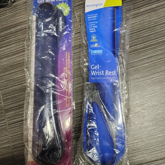 [NEW] Kensington Keyboard & Mouse Gel Wrist Pillow - Picture 2 of 3